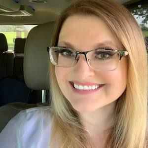 Meet your Posher, April